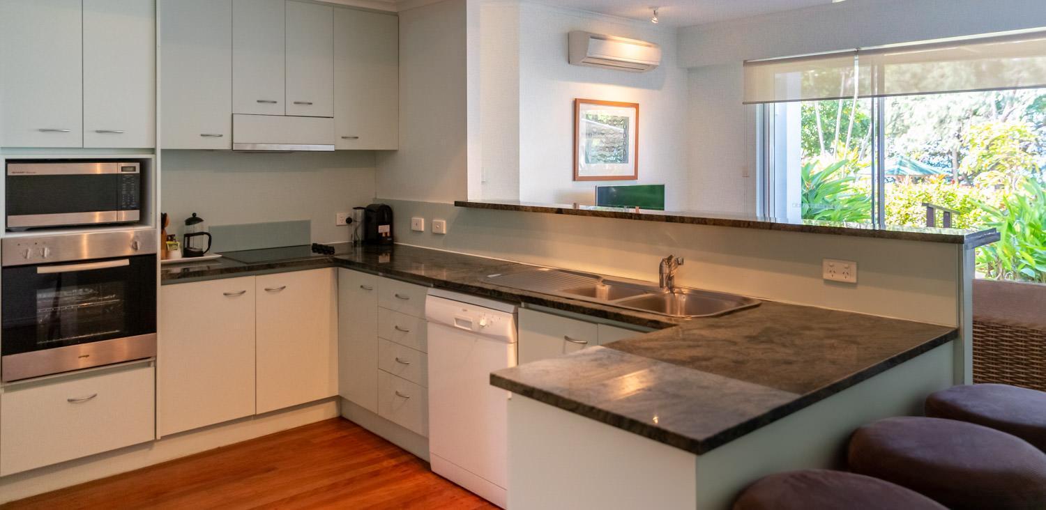Aparthotel Beaches - Official Onsite Reception & Check In Port Douglas