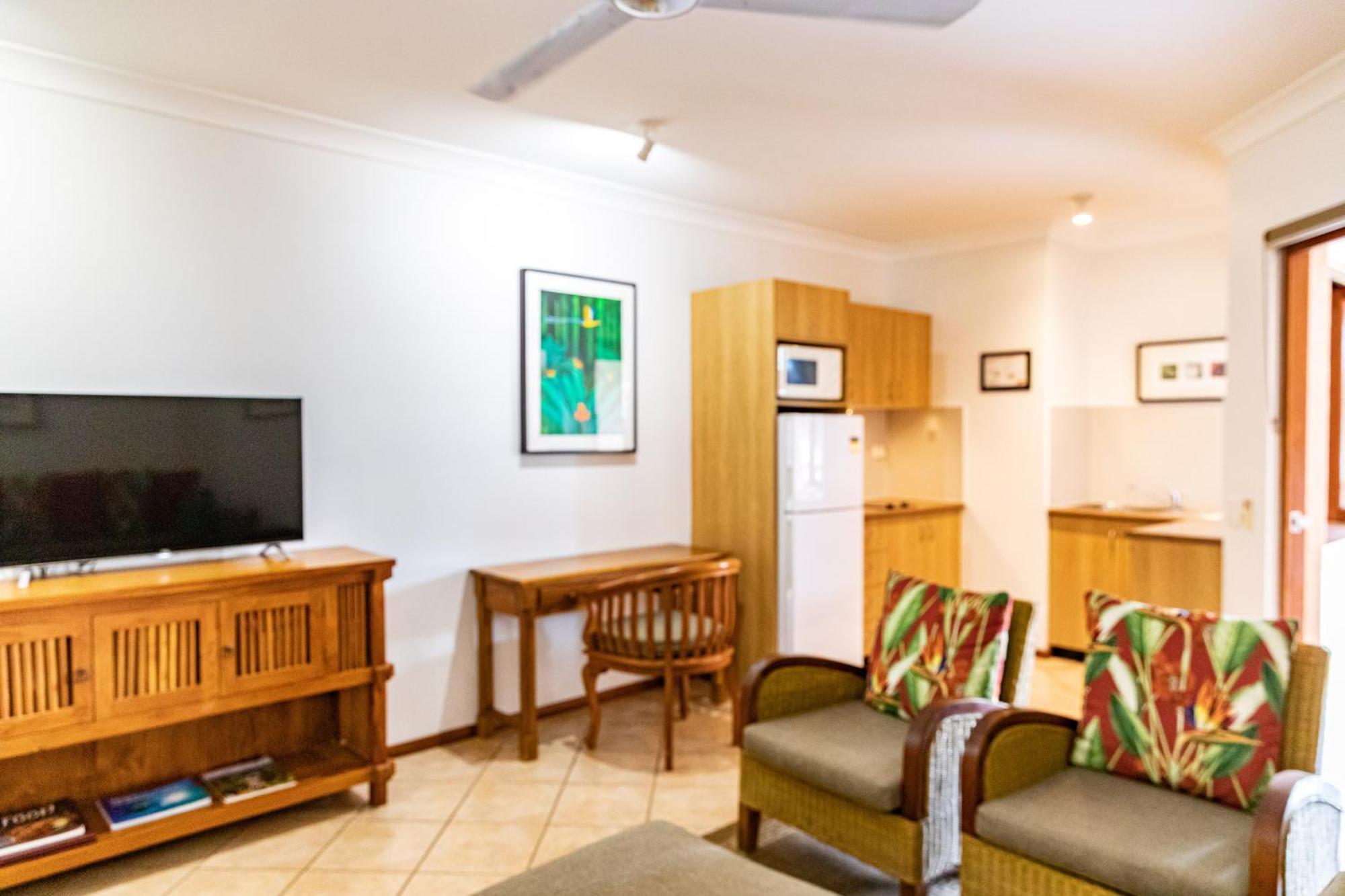 Resort Hibiscus & - Official Onsite Reception & Check In Port Douglas