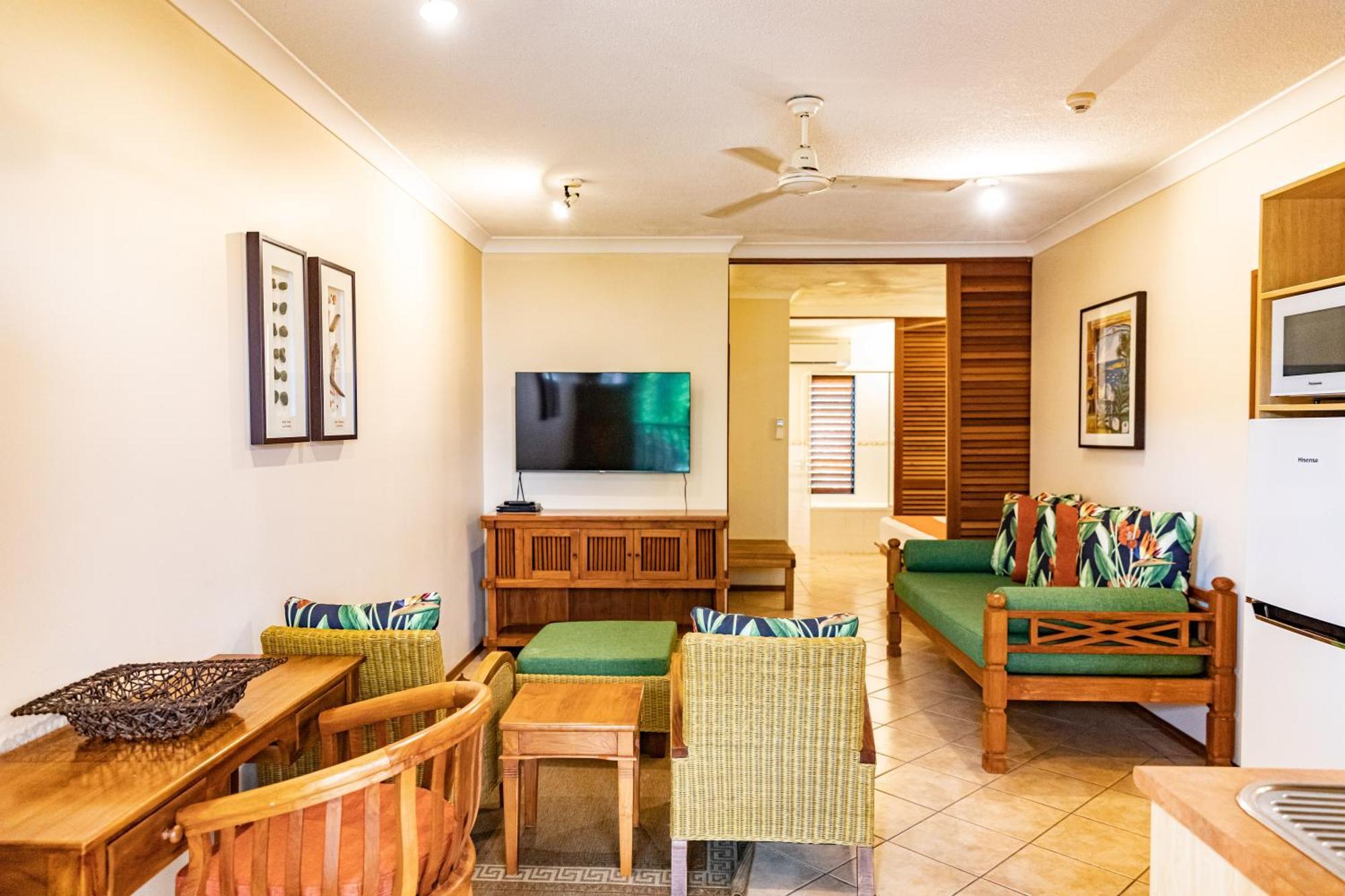 Hibiscus & - Official Onsite Reception & Check In Resort Port Douglas