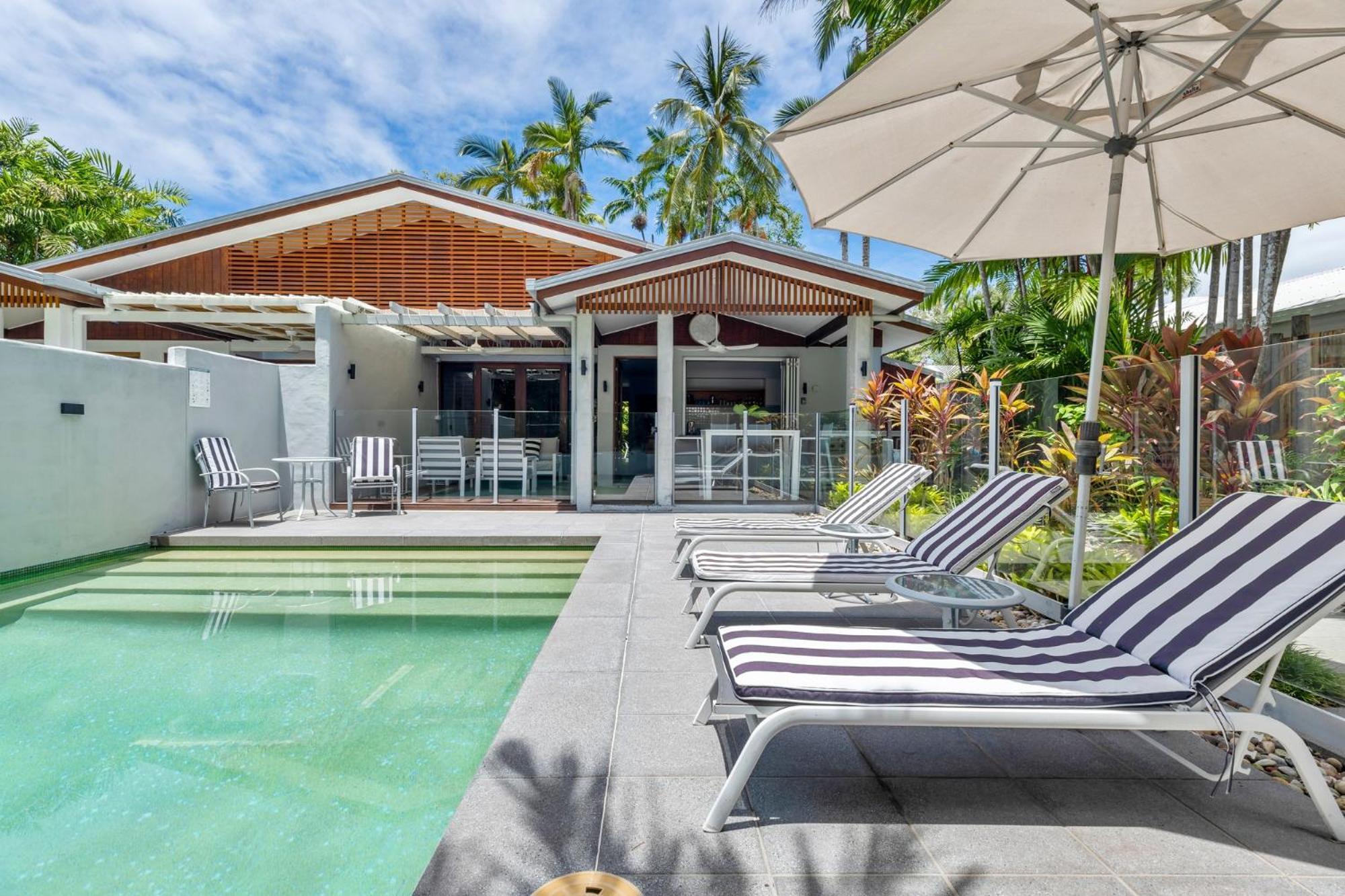 Villa 2/48 Garrick Street - In An Ideal Location Port Douglas