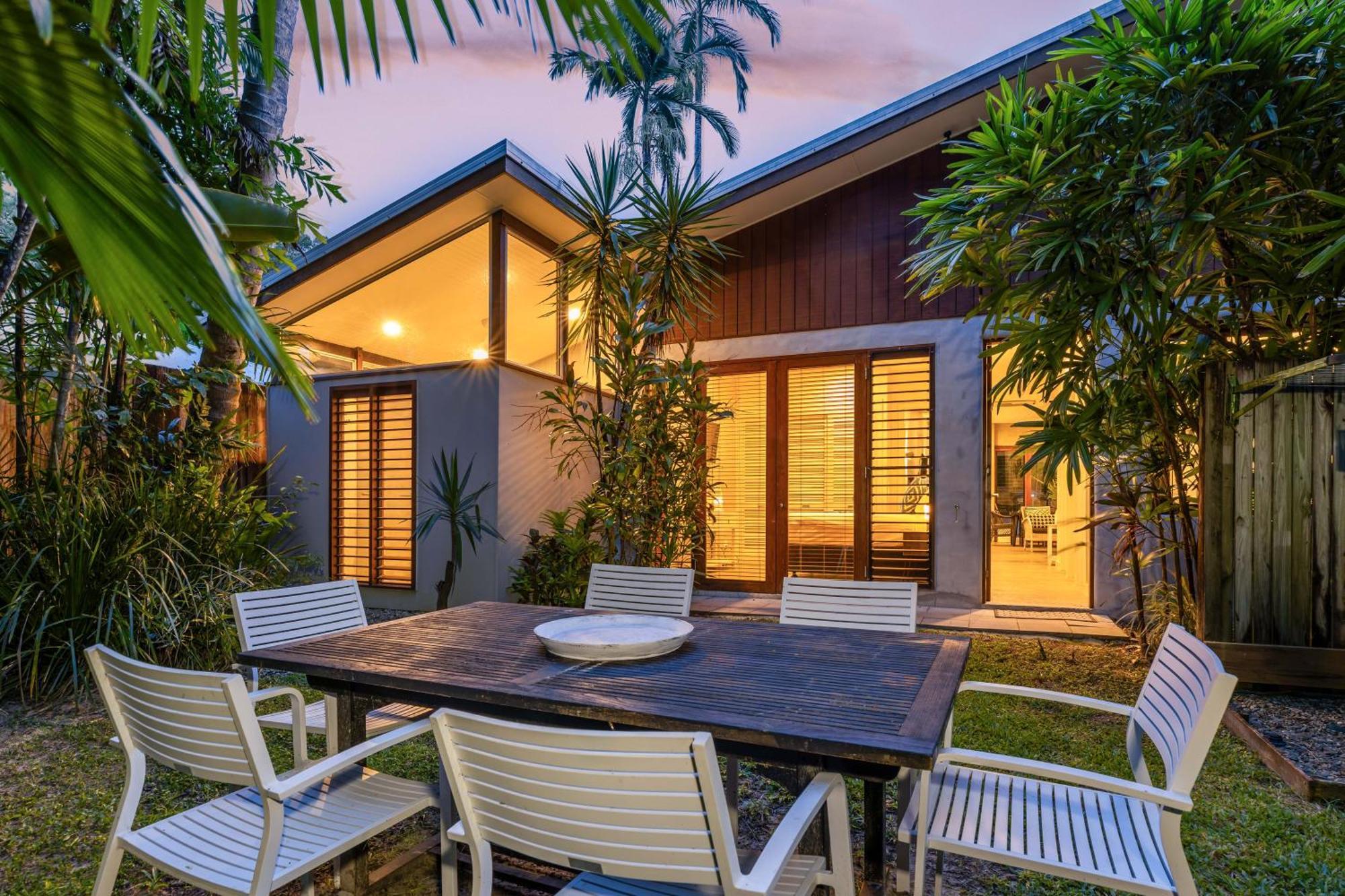 2/48 Garrick Street - In An Ideal Location Villa *