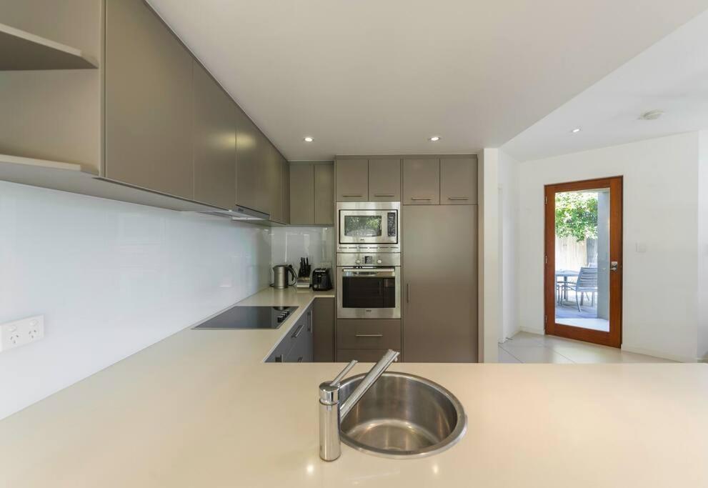 Watermark 2 - 3 Bedroom Villa, Private Heated Pool