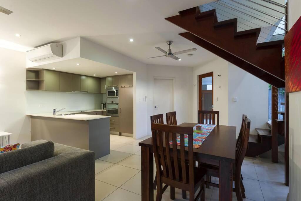Watermark 2 - 3 Bedroom Villa, Private Heated Pool * Port Douglas