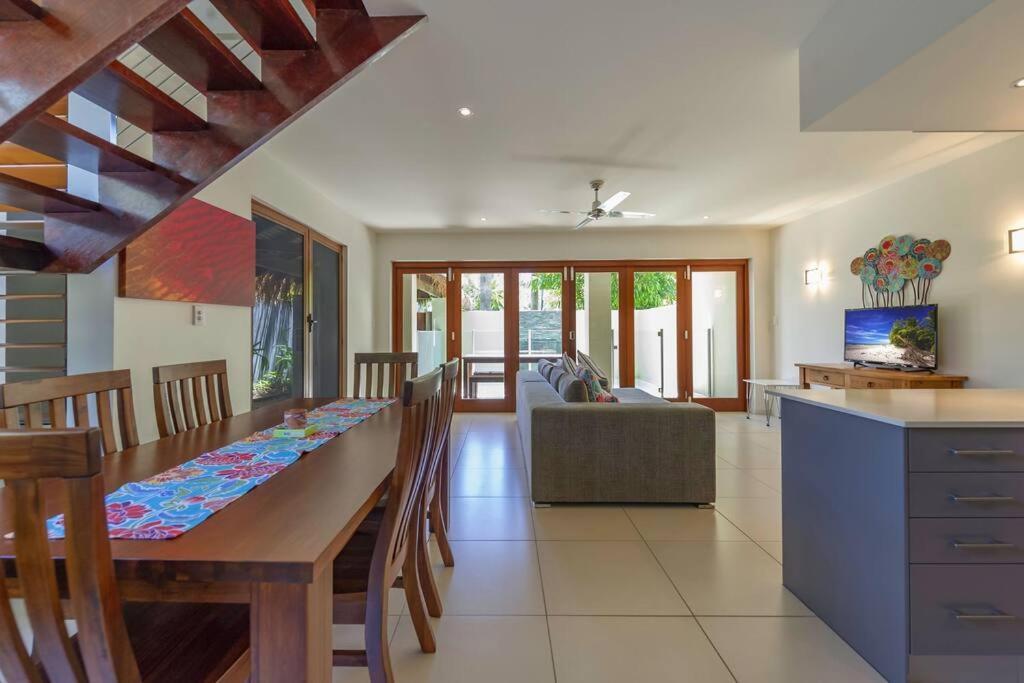 Watermark 2 - 3 Bedroom Villa, Private Heated Pool Port Douglas