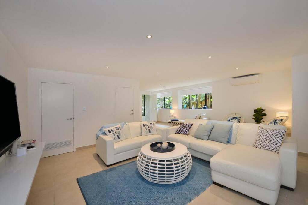 Hapuka - Luxury With Stunning Views On St *