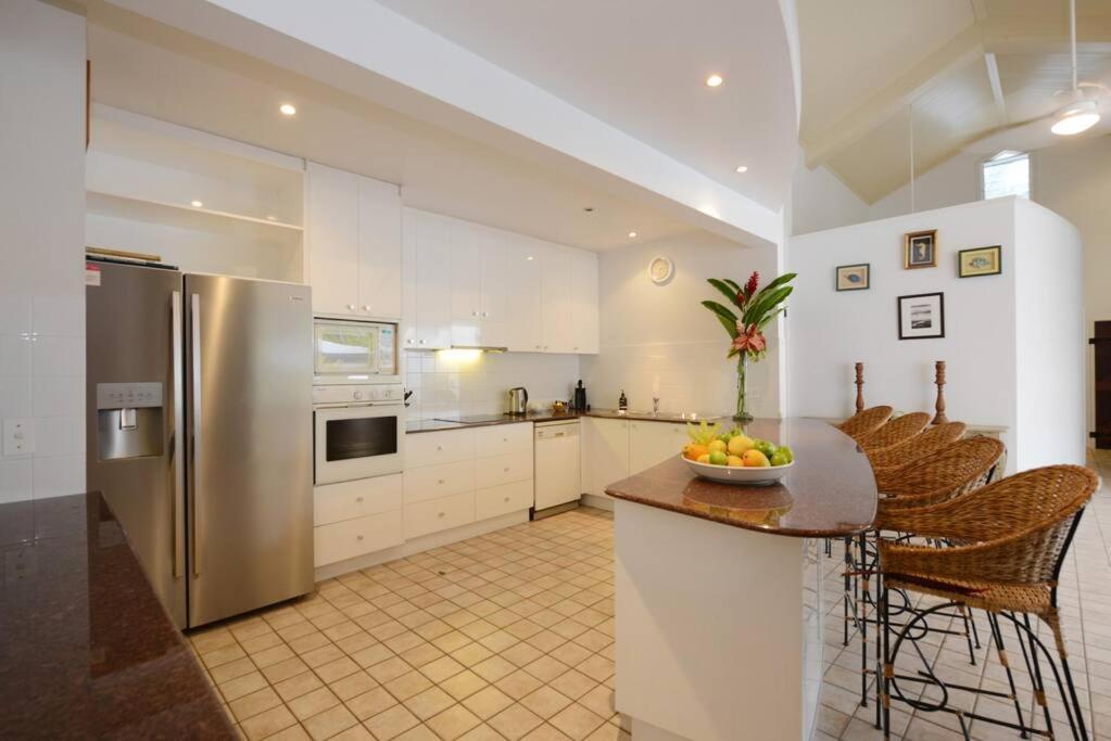 The - A Spacious Near And Town Holiday home Port Douglas