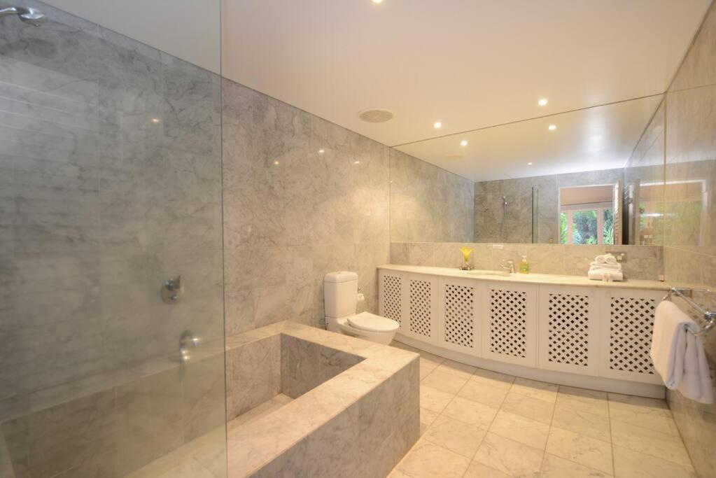 The - A Spacious Near And Town Holiday home
