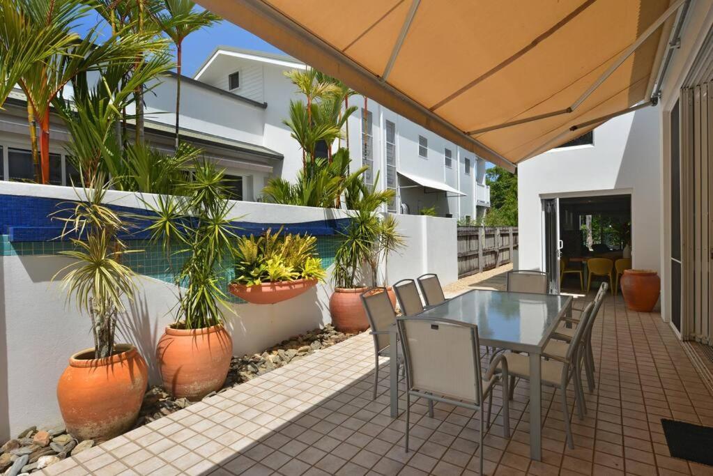 The - A Spacious Near And Town Holiday home Port Douglas