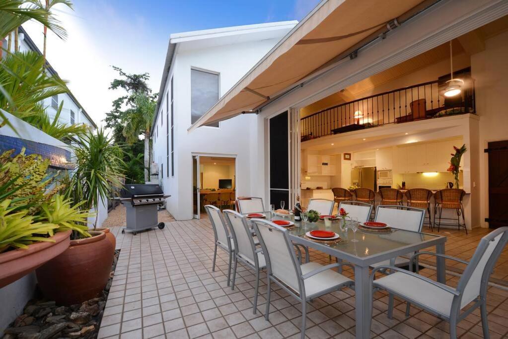 The - A Spacious Near And Town Holiday home