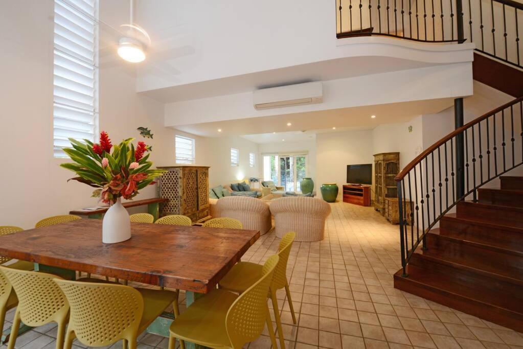 Holiday home The - A Spacious Near And Town *