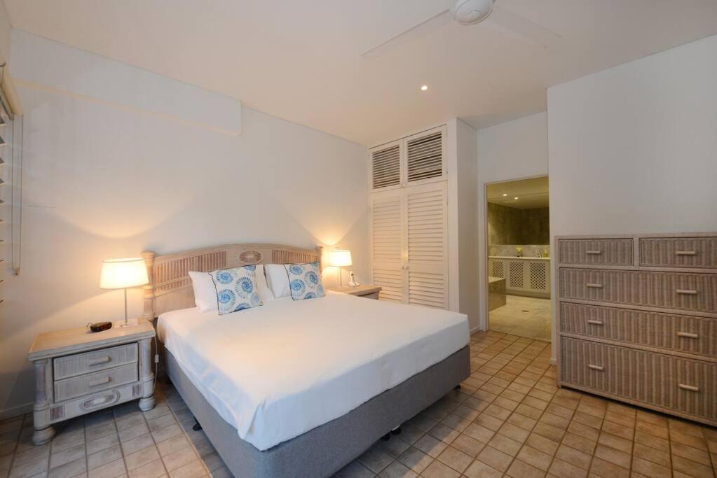 Holiday home The - A Spacious Near And Town Port Douglas