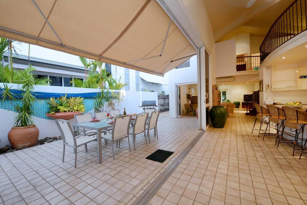 The - A Spacious Near And Town Holiday home