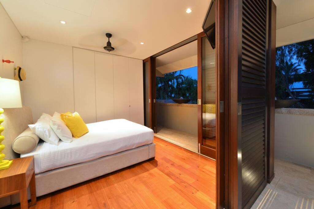 Tugela - Luxury * Port Douglas
