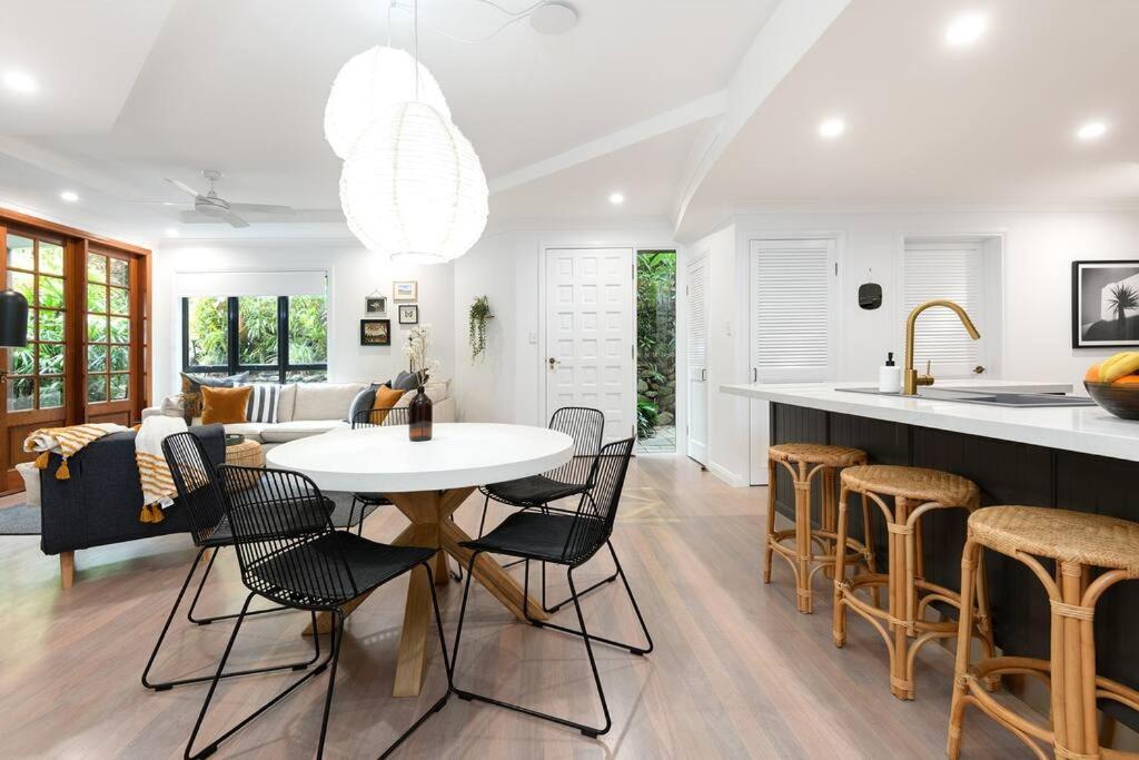 Apartment The Point No.3 - Executive 3 Bedroom In Town Port Douglas