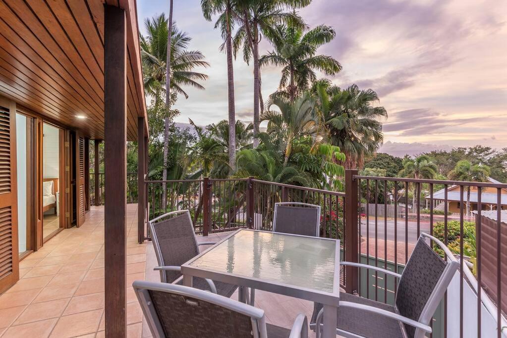 10 Wharf Street - A Tropical Family * Port Douglas