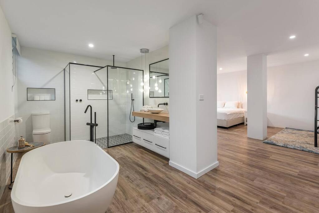 10 Wharf Street - A Tropical Family Holiday home Port Douglas