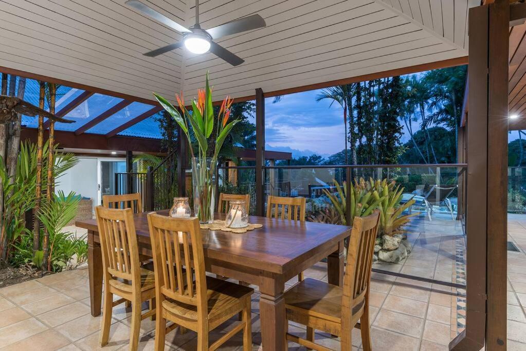Holiday home 10 Wharf Street - A Tropical Family *