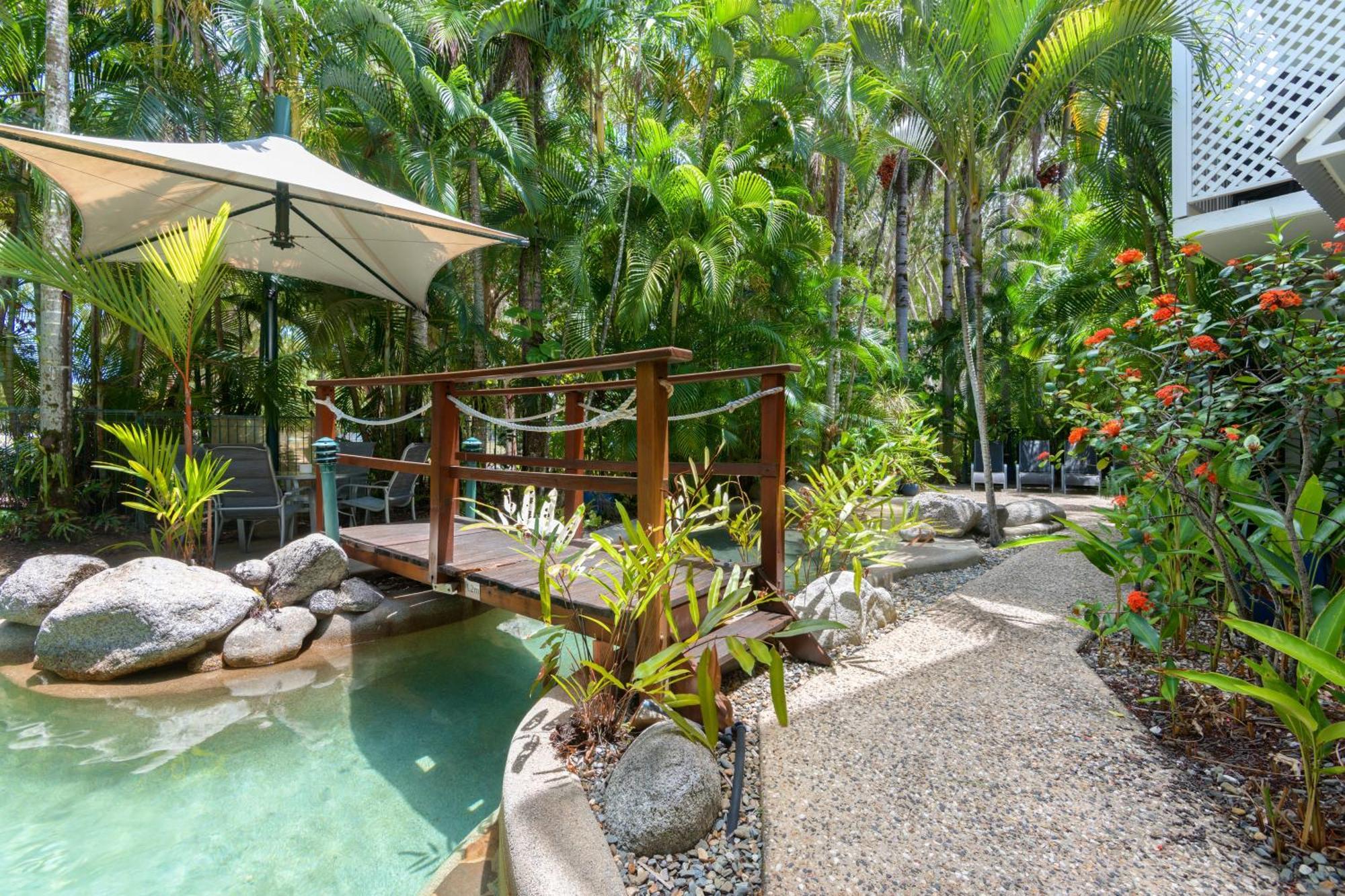 Apartment Palm Views At Coral Port Douglas