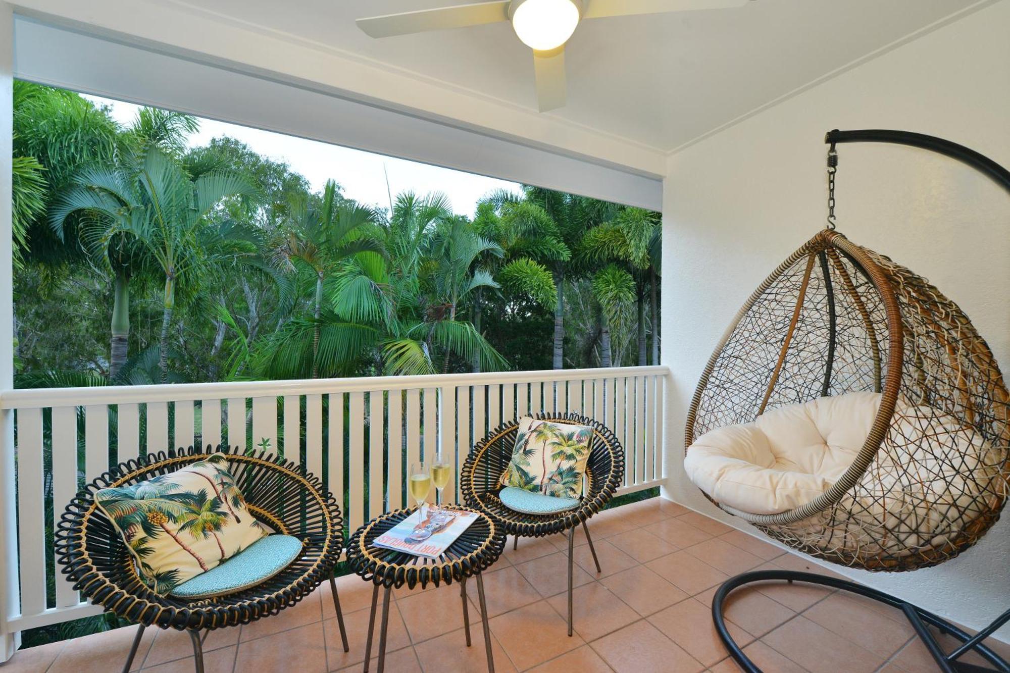 Palm Views At Coral