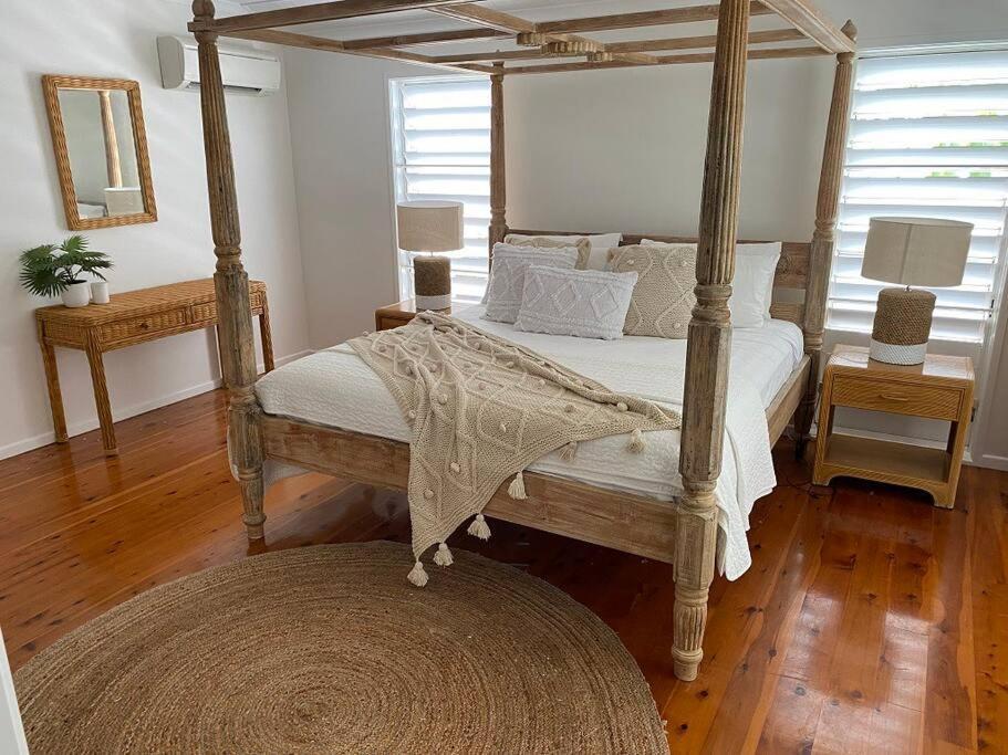 Driftaway On Garrick Street - Port Douglas