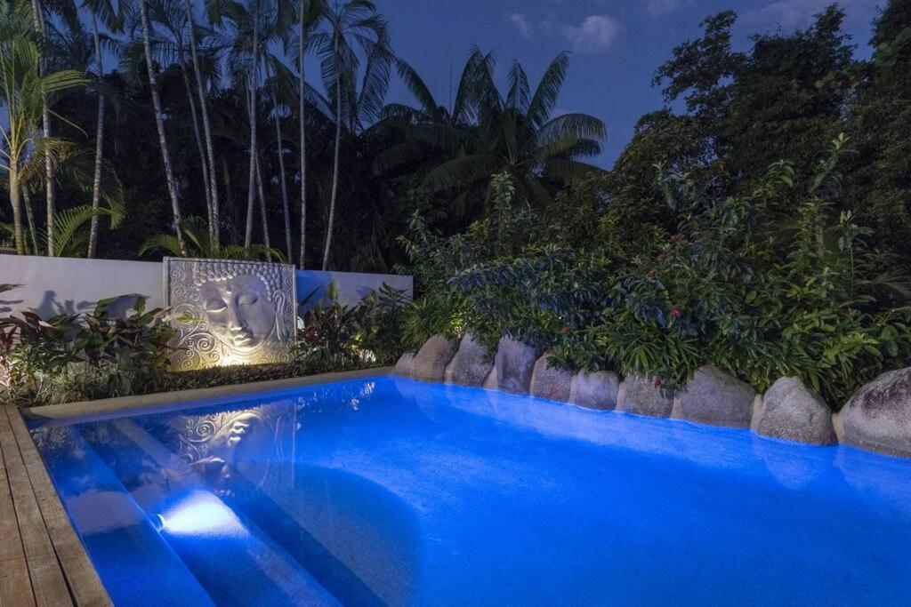 Driftaway On Garrick Street - * Port Douglas