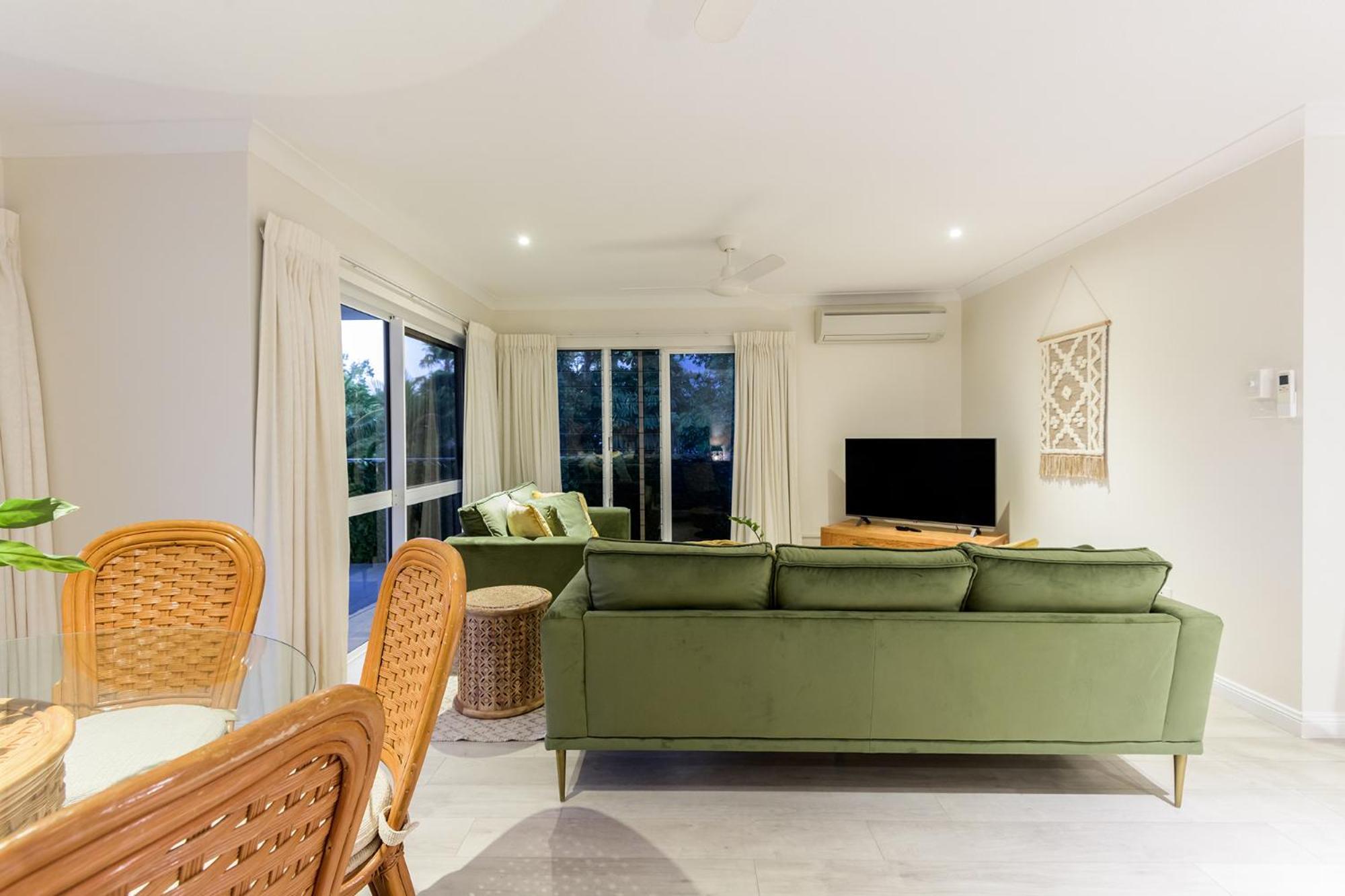 Aparthotel Garrick House 3*