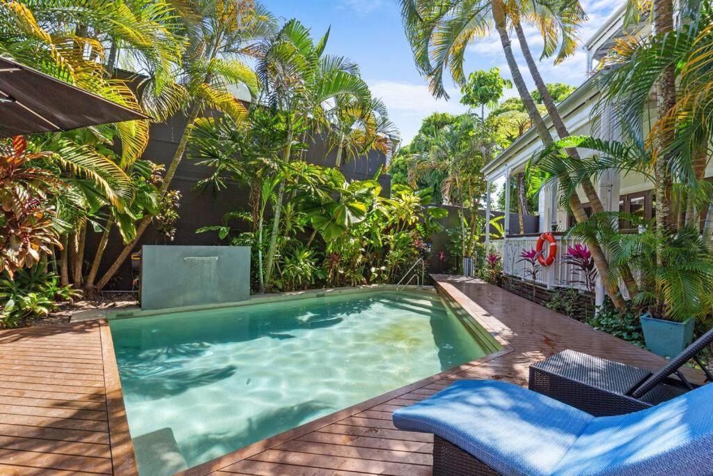 Coco's - In Town {ultima Collection} * Port Douglas