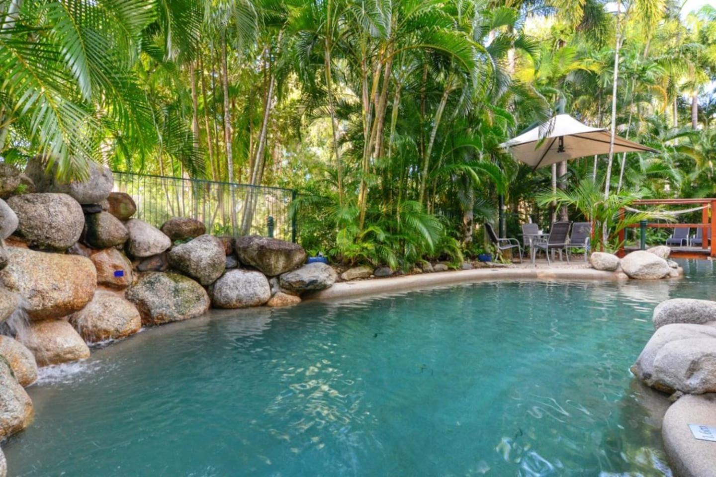 Apartment Paradise #201 *