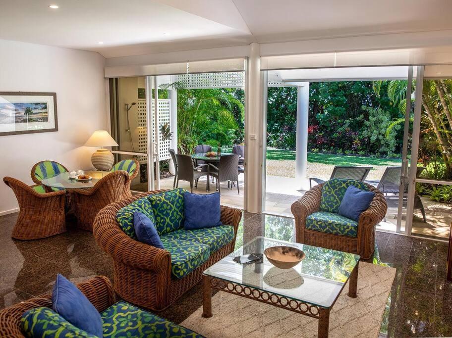 Villa Mirage Villa#431- Absolute Beachfront *