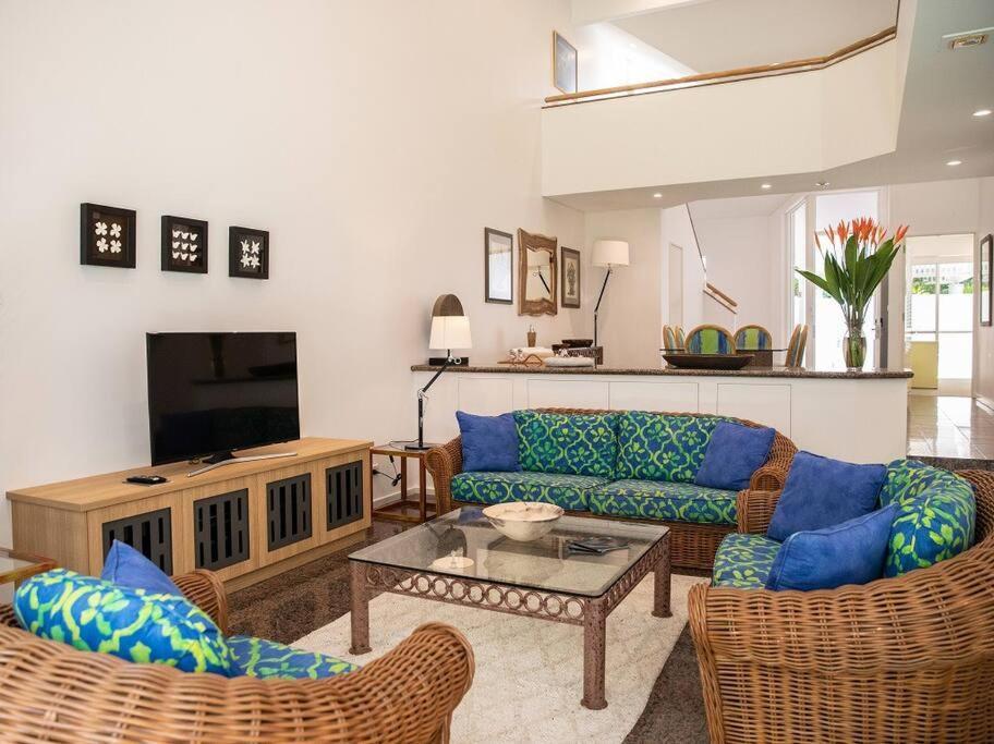 Mirage Villa#431- Absolute Beachfront Villa Port Douglas