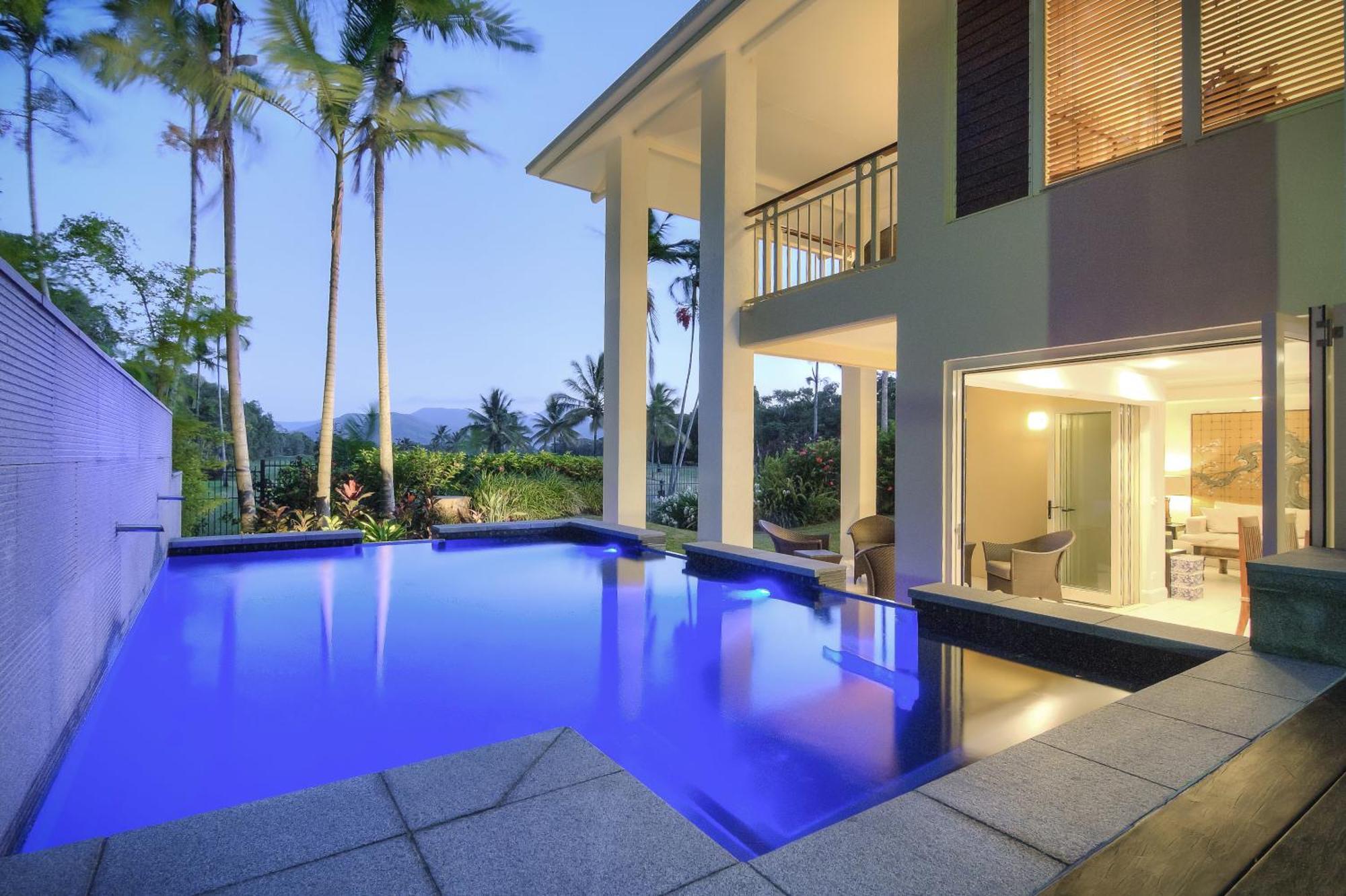 Paradise Links Resort 4*