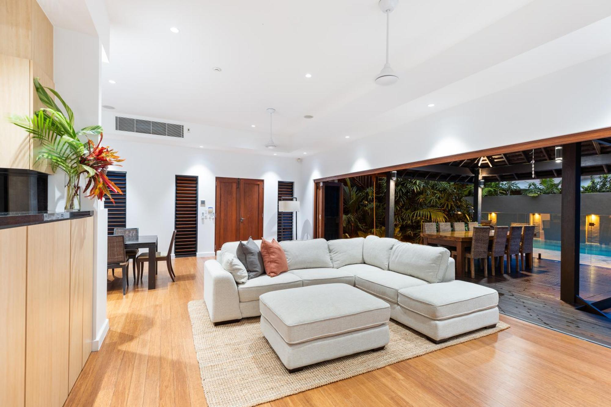 Holiday home The Bali House - Beachfront Mirage Port Douglas
