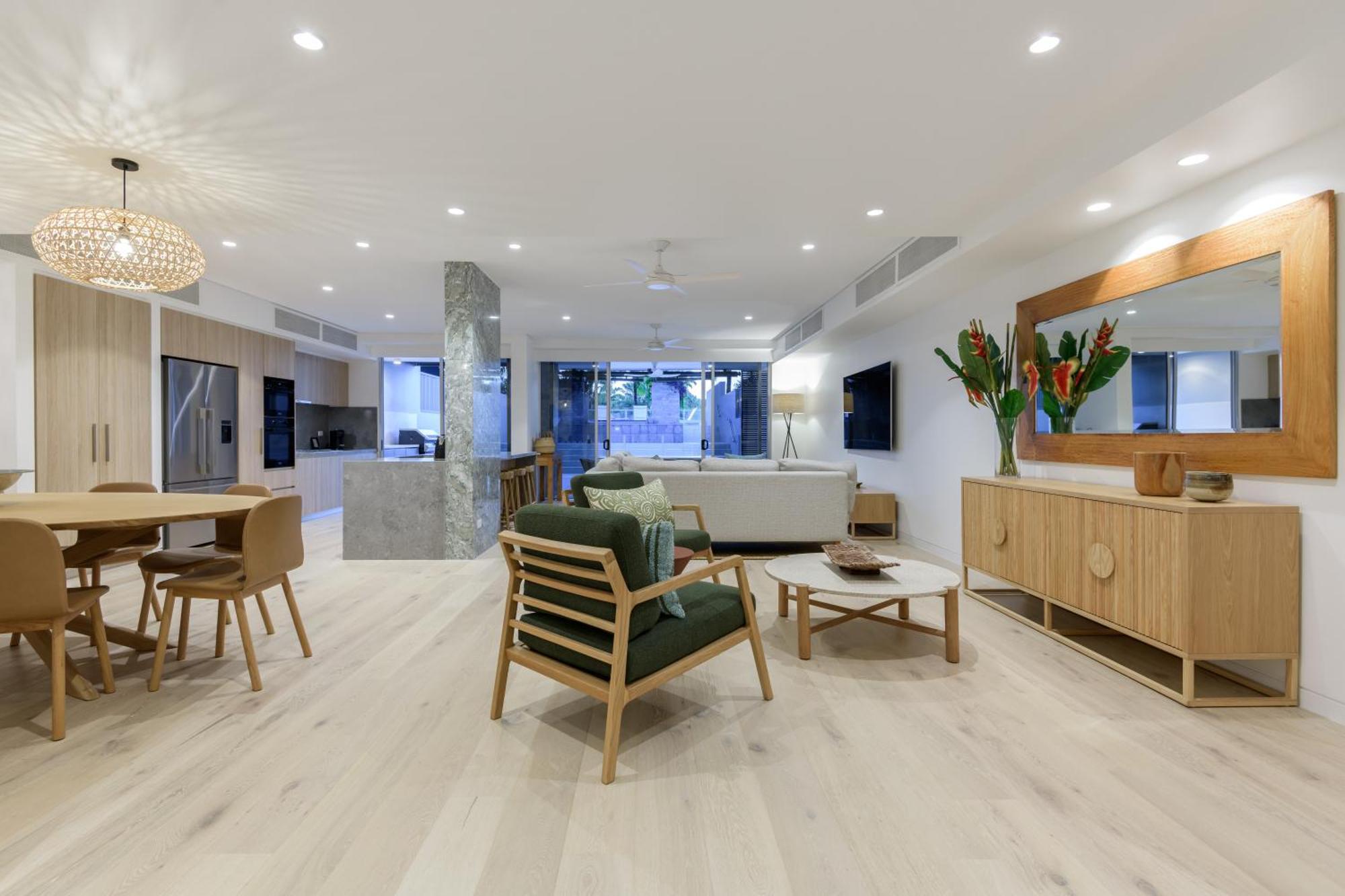Coconut Grove 5*