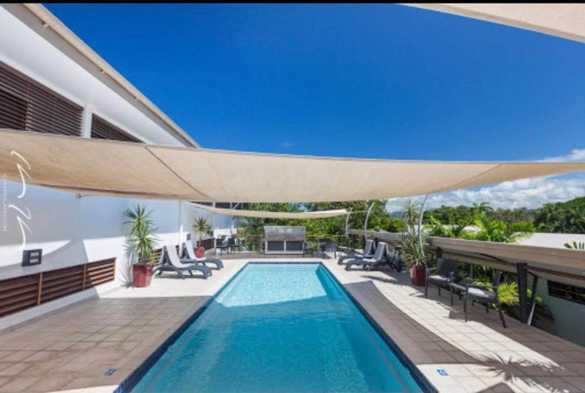 Apartment Monsoon Luxury
