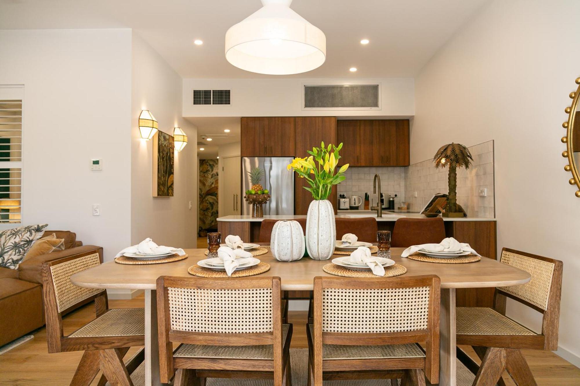 Monsoon Luxury Apartment Port Douglas