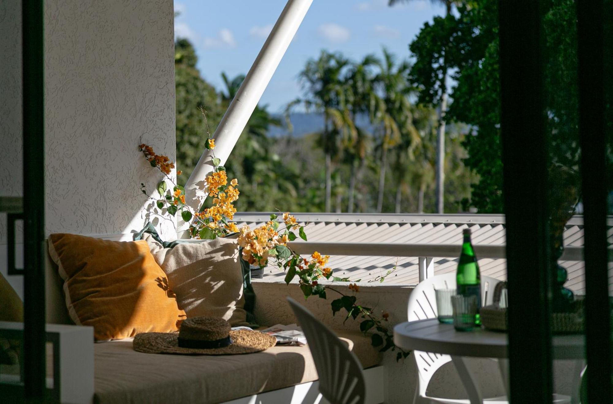 Monsoon Luxury Apartment Port Douglas