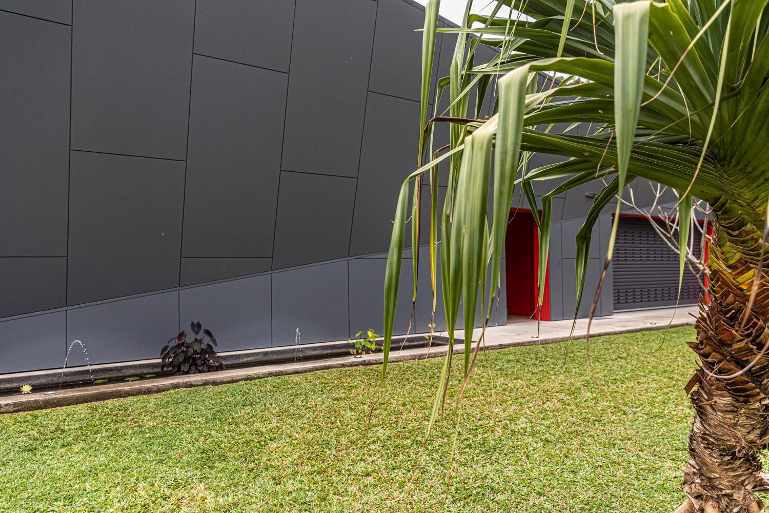 Nava Chic Pool Oasis, Steps From The Villa