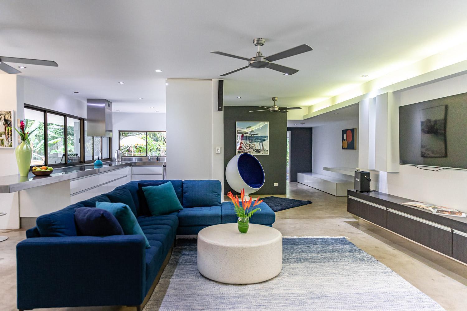 Nava Chic Pool Oasis, Steps From The Villa Port Douglas