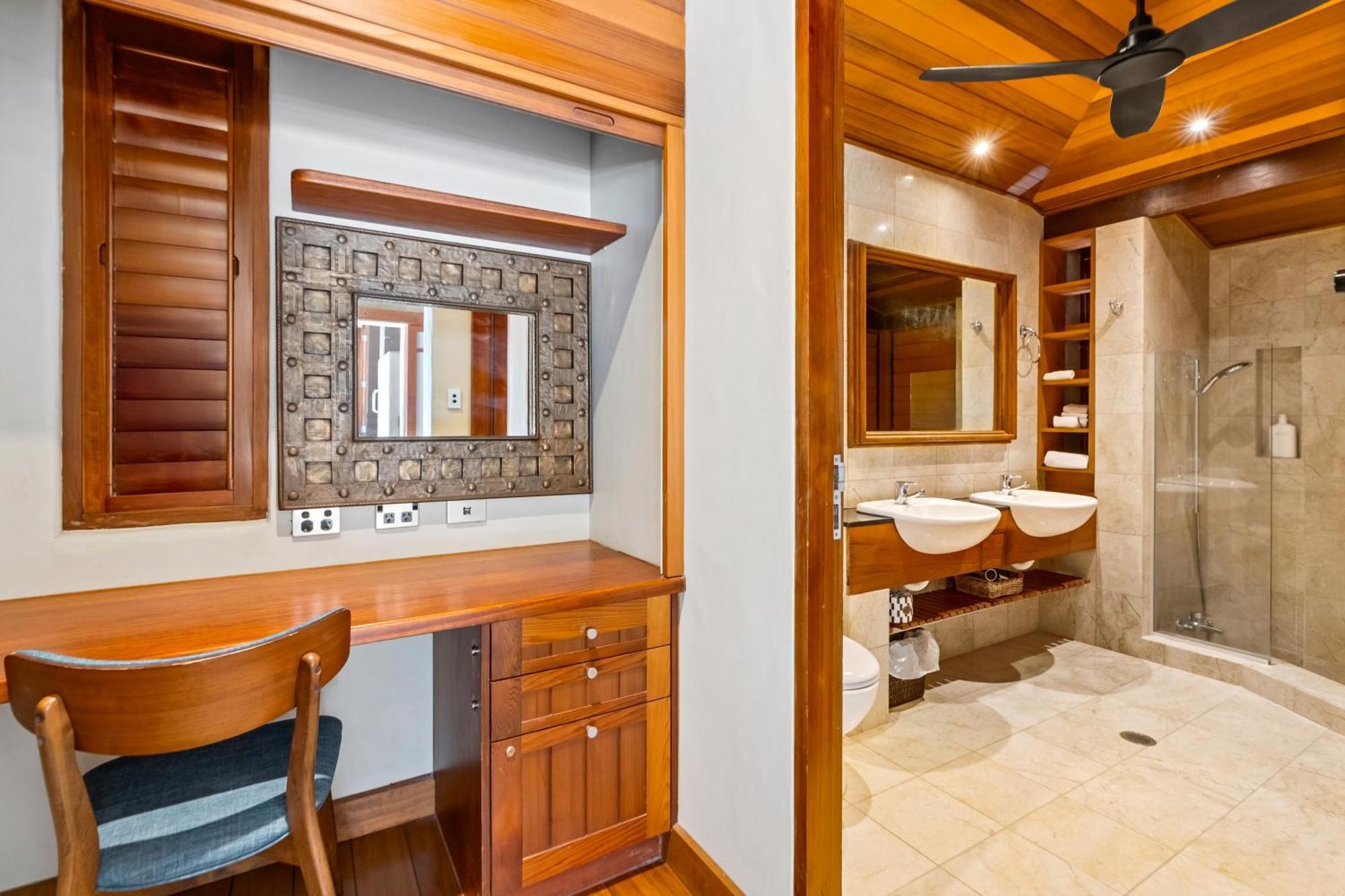Villa Paradiso Pavilion - An Intimate Bali-Style Haven Port Douglas