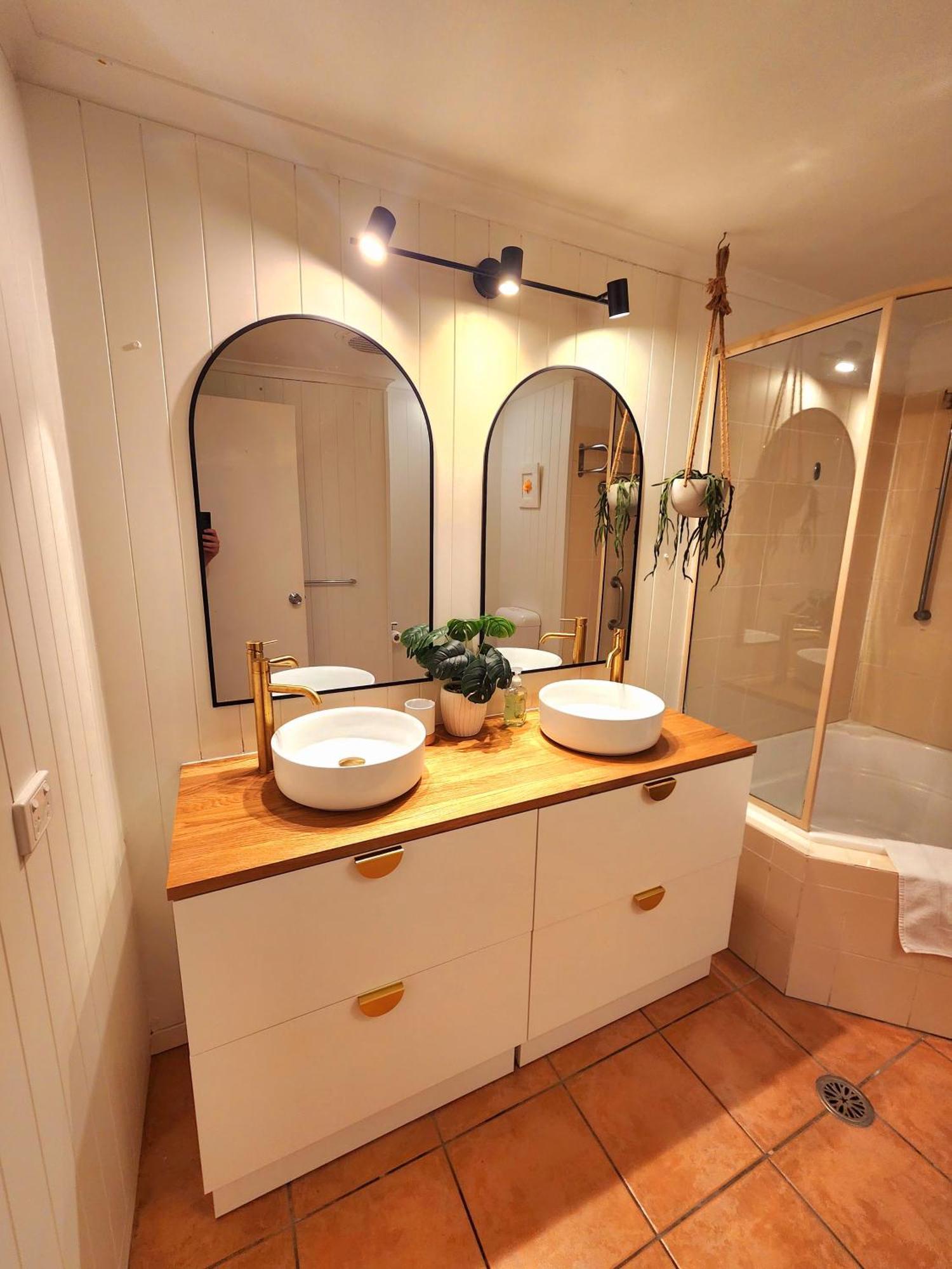 Ramada Apartment *