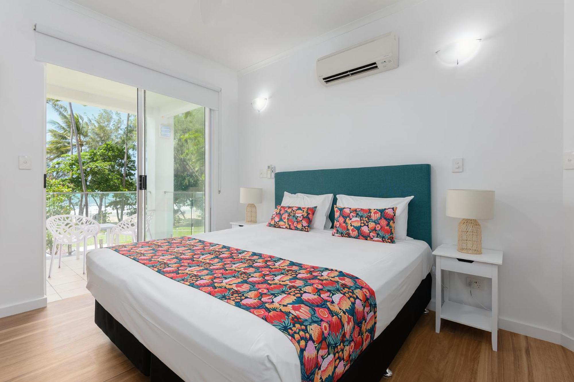 Beaches - Official Onsite Reception & Check In Aparthotel
