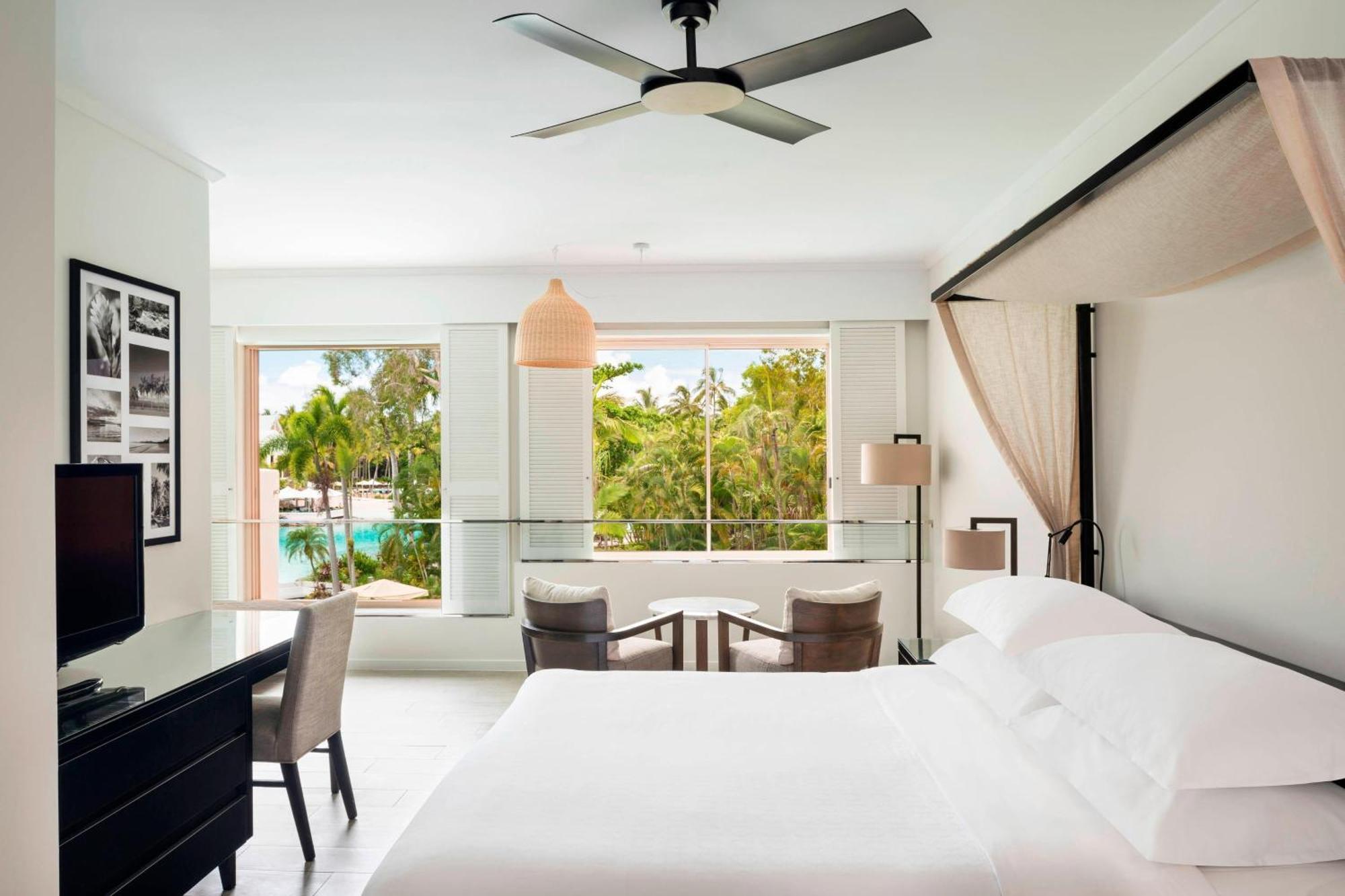 Sheraton Grand Mirage Resort, Resort