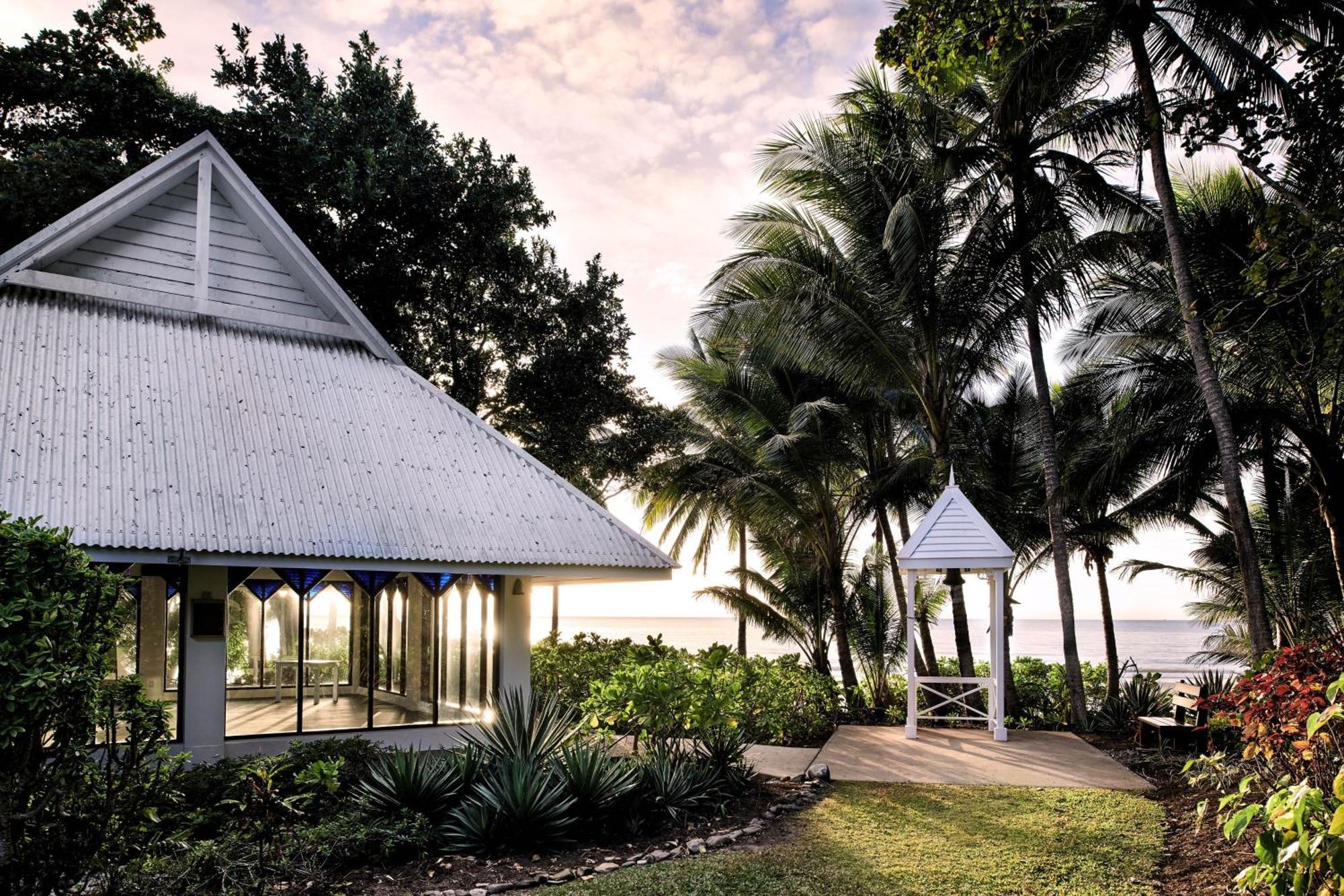 Sheraton Grand Mirage Resort, Resort