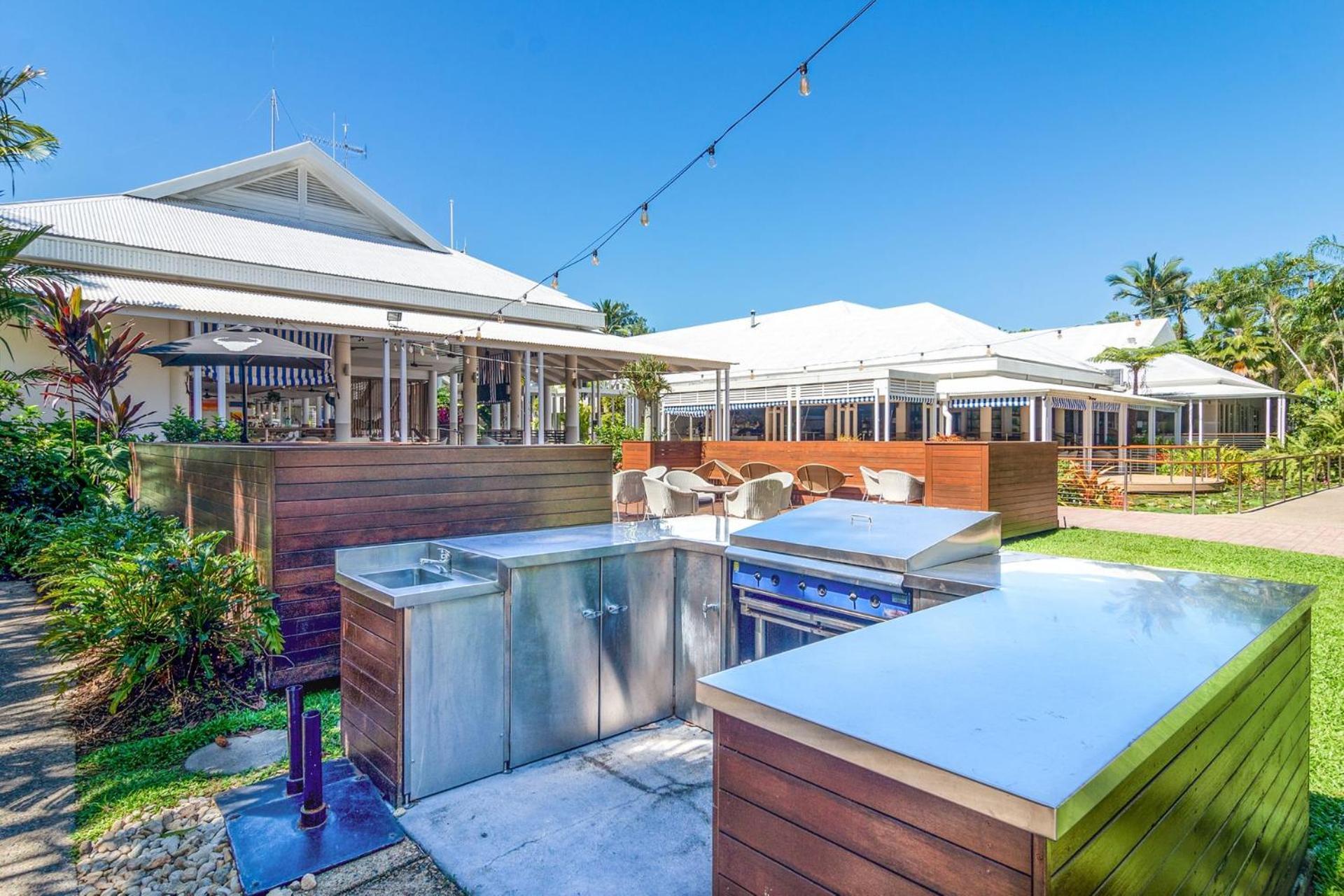 1104 Oaks - King *