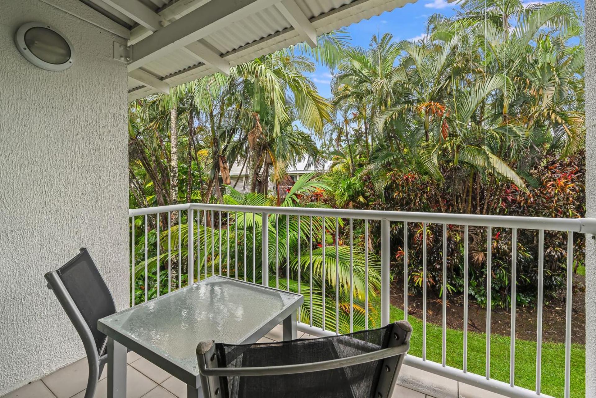 1104 Oaks - King * Port Douglas