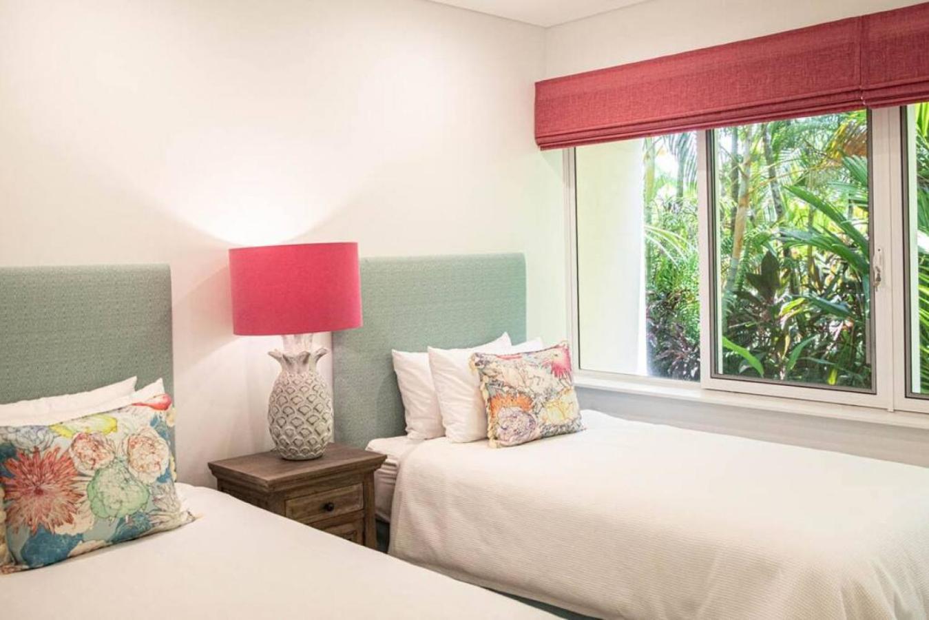 437 Coral Shore *