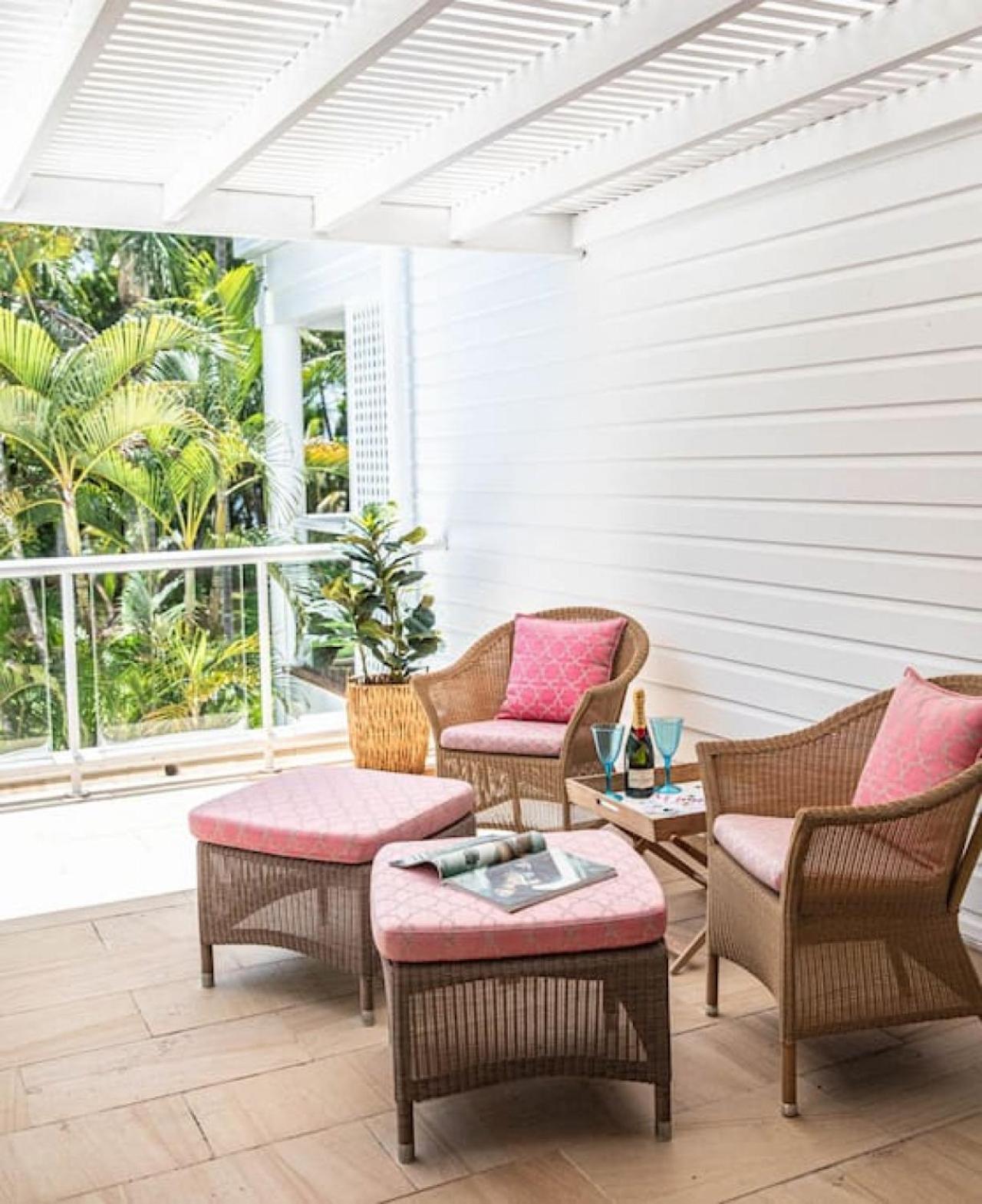 437 Coral Shore