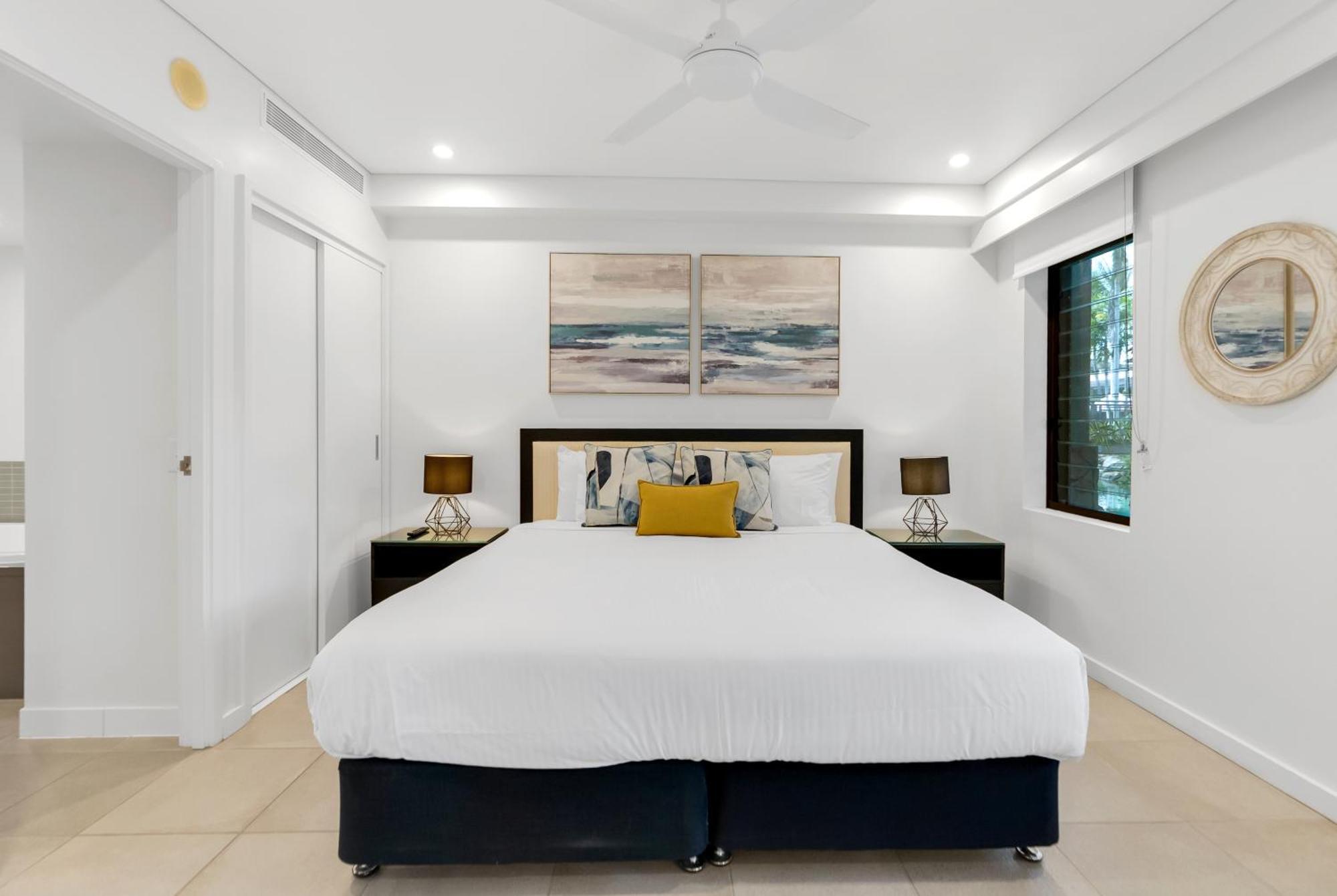 Apartment Resort-style Swim Out - A True Tropical Oasis