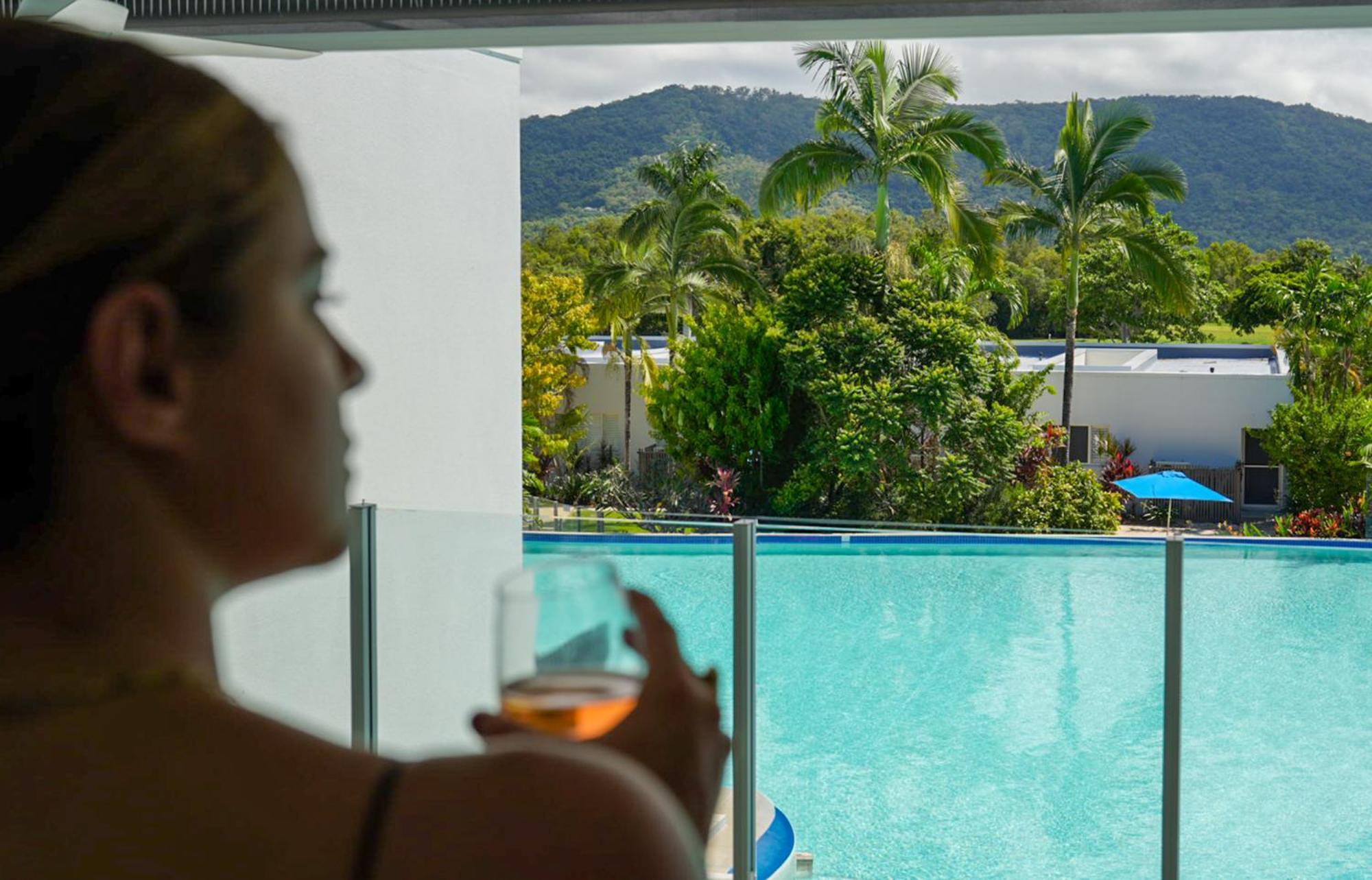 Aparthotel Pool