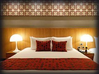 Le Cher Du Monde Adults Only 4*